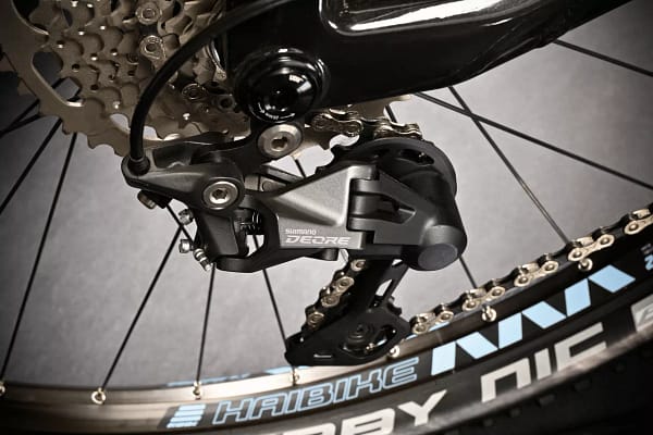 HAIBIKE-ALLTRACK-5-mit-der-Farbe-greyslate-aus-dem-Modelljahr-2025-Ansicht-des-Schaltwerkes Haibike ALLTRACK 5 grey slate 2025