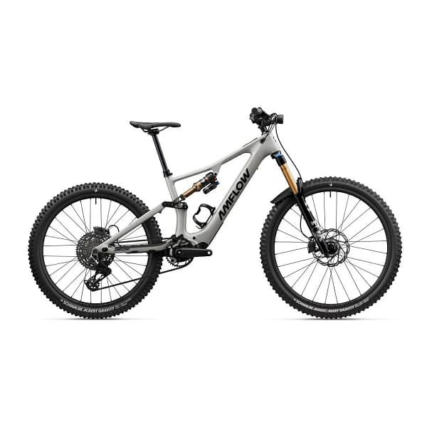 a18542-639113472434385250-0x0-vcenterhcenter.jpeg AmFlow PX Carbon Pro - 700Wh (moonstone grey XL Diamant)